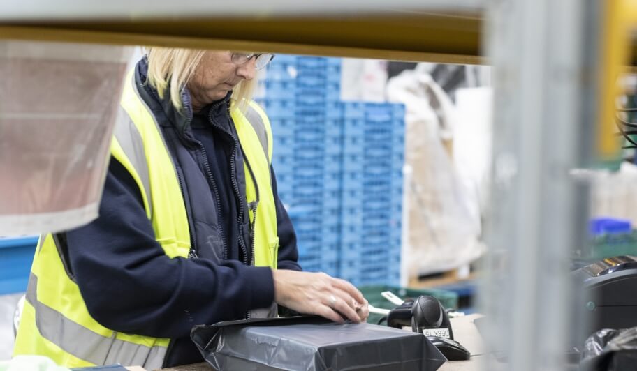 Pick, pack and despatch service by Top-Up Electronics